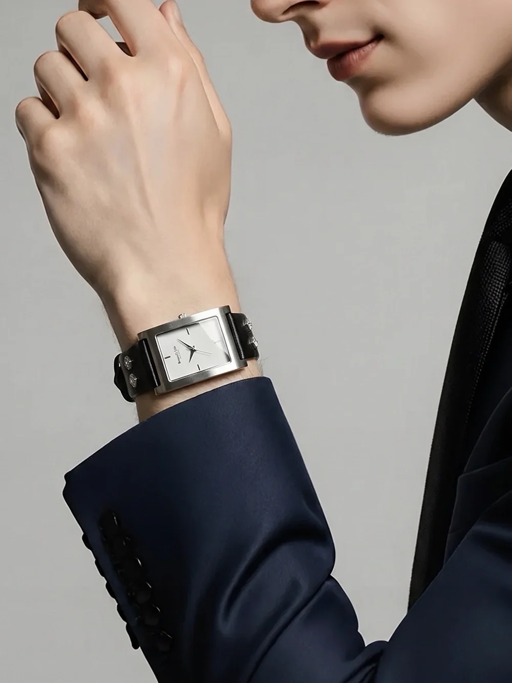Kenneth Cole New York Rectangular Watch New Battery!
